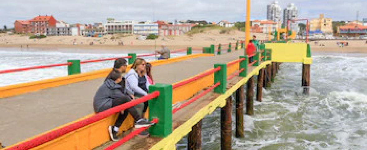 Que aprenda”: denunciaron a un guardavidas por no socorrer a un kayakista y filmarlo mientras pedía ayuda