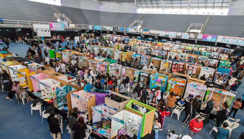 La Costa recibe a más de 1.200 estudiantes en el 52° Encuentro Provincial de Educación, Arte, Ciencia y Tecnología