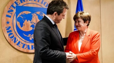 El FMI aprobó la revisión, liberó US$ 5.300 millones en desembolsos y cambió metas en acumulación de reservas