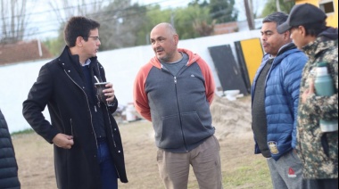 Acompañamiento a los clubes de barrio: nuevos vestuarios, trabajos de cerramiento y otras obras en Defensores de Villa Clelia