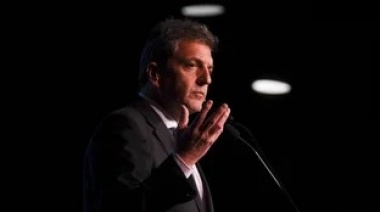 Massa anunció una ayuda económica para los comerciantes afectados por los saqueos