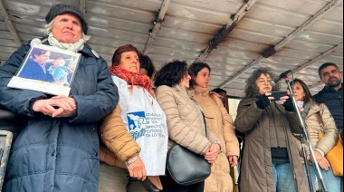 Masivo repudio al acto negacionista de Victoria Villarruel: "Fueron 30.000"