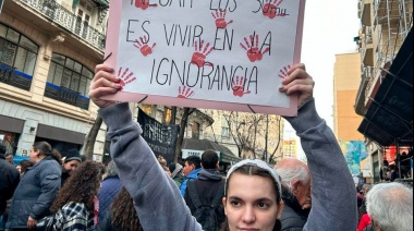 Masivo repudio al acto negacionista de Victoria Villarruel: "Fueron 30.000"