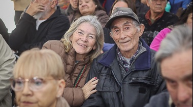 Más de 200 familias del Partido de La Costa recibieron las escrituras de sus casas
