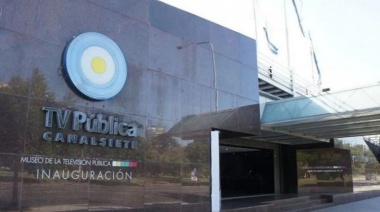 Milei adelantó que privatizará la TV Pública, Télam y Radio Nacional: qué hará con YPF