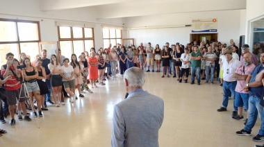 Juan de Jesús anunció el aumento del 25% de los sueldos municipales de enero y la apertura de Paritarias en Marzo