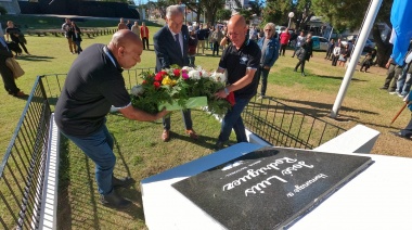 Con un llamado a mantener viva la memoria se homenajeó a los veteranos y caídos en Malvinas