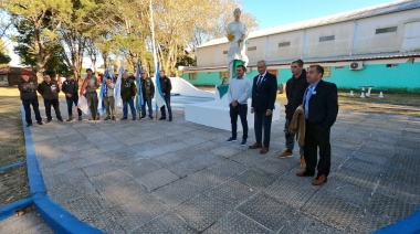Con un llamado a mantener viva la memoria se homenajeó a los veteranos y caídos en Malvinas