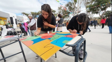 Con la presencia del gobernador Axel Kicillof, La Costa inauguró el anexo de la Escuela Municipal de Bellas Artes en Mar de Ajó y el Jardín N° 920 de Mar del Tuyú