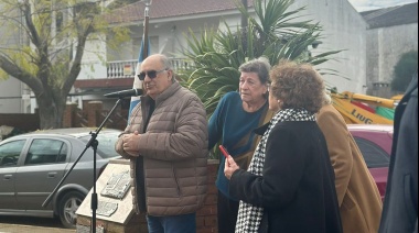 Periodistas Autoconvocados del Partido de La Costa llevaron adelante el tradicional acto en el Día del Periodista.