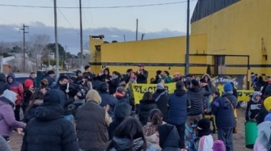 Vecinos y socios de Las Toninas se movilizan en Defensa del Club Social y Cultural