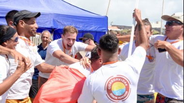 Guardavidas de localidades costeras participaron de una competencia de rescate en Mar del Tuyú
