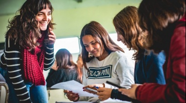 Día de la Prevención de la Violencia en el Noviazgo: Actividades de escucha y reflexión en escuelas secundarias de La Costa