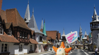 LA ESTRELLA MÁS FAMOSA DEL PLANETA VIAJA POR LOS ATRACTIVOS IMPERDIBLES DE LA PROVINCIA DE BUENOS AIRES