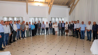 Alberto Fernández se prepara para la mesa política del Frente de Todos