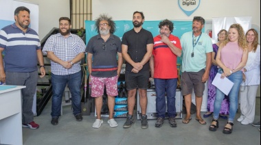 Se entregaron herramientas para egresadas y egresados en formación laboral del Partido de La Costa