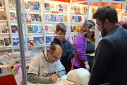 El periodista y escritor costero Leandro Balducci participó de la Feria del Libro con su obra “Bernao, ídolo y loco