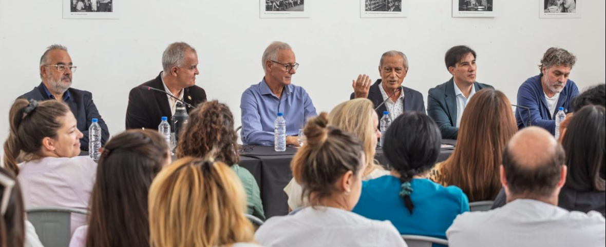 La Costa fue sede de la inauguración de la muestra que repasa los 80 años del ministerio de Salud bonaerense
