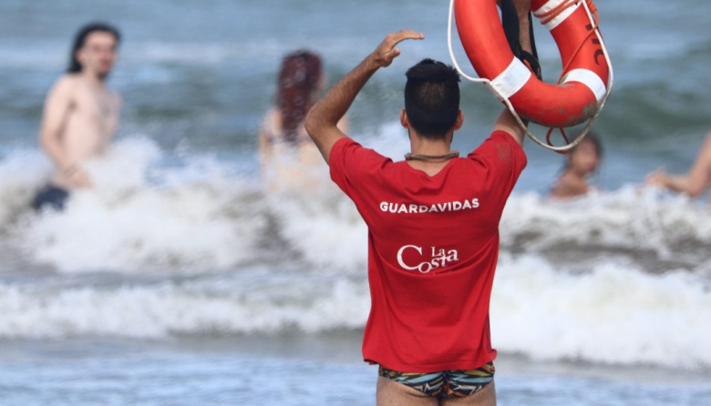 Con más de 340 guardavidas, continúa en marzo el Operativo de Seguridad en Playa