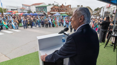 Juan de Jesús llamó a defender la soberanía y la unidad durante el homenaje a San Martín en Mar de Ajó